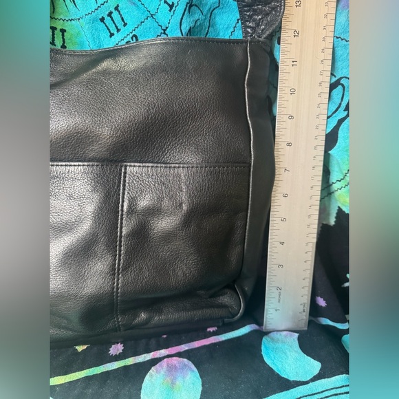 Sven of Berkeley leather wide strap black tote - Picture 7 of 7